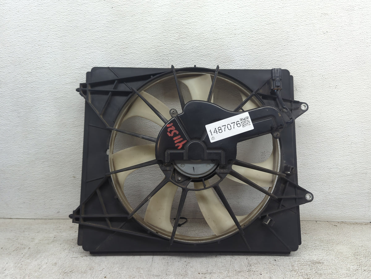 2011-2017 Honda Odyssey Electric Radiator Cooling Fan Motor Assembly Fits Fits 2011 2012 2013 2014 2015 2016 2017 OEM Used A