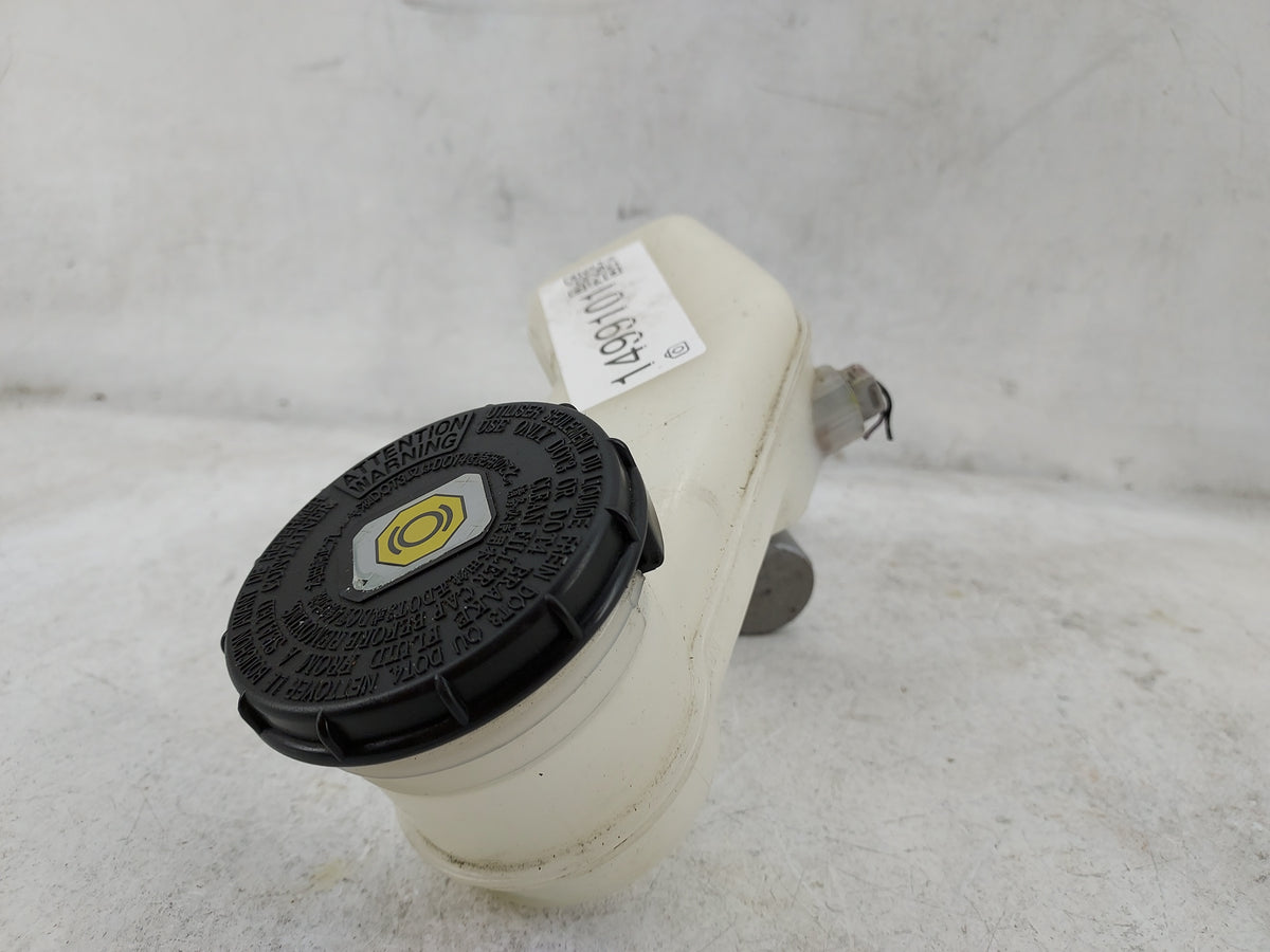 2011-2017 Honda Odyssey Brake Master Cylinder 1499101 - Oemusedautoparts1.com