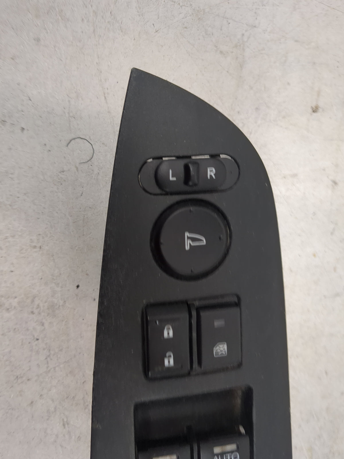 2014-2017 Honda Odyssey Master Power Window Switch Replacement Driver Side Left P/N:83590TK8A130M1 NH167L Fits OEM Used Auto