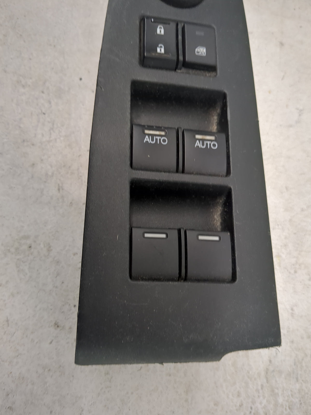 2014-2017 Honda Odyssey Master Power Window Switch Replacement Driver Side Left P/N:83590TK8A130M1 NH167L Fits OEM Used Auto