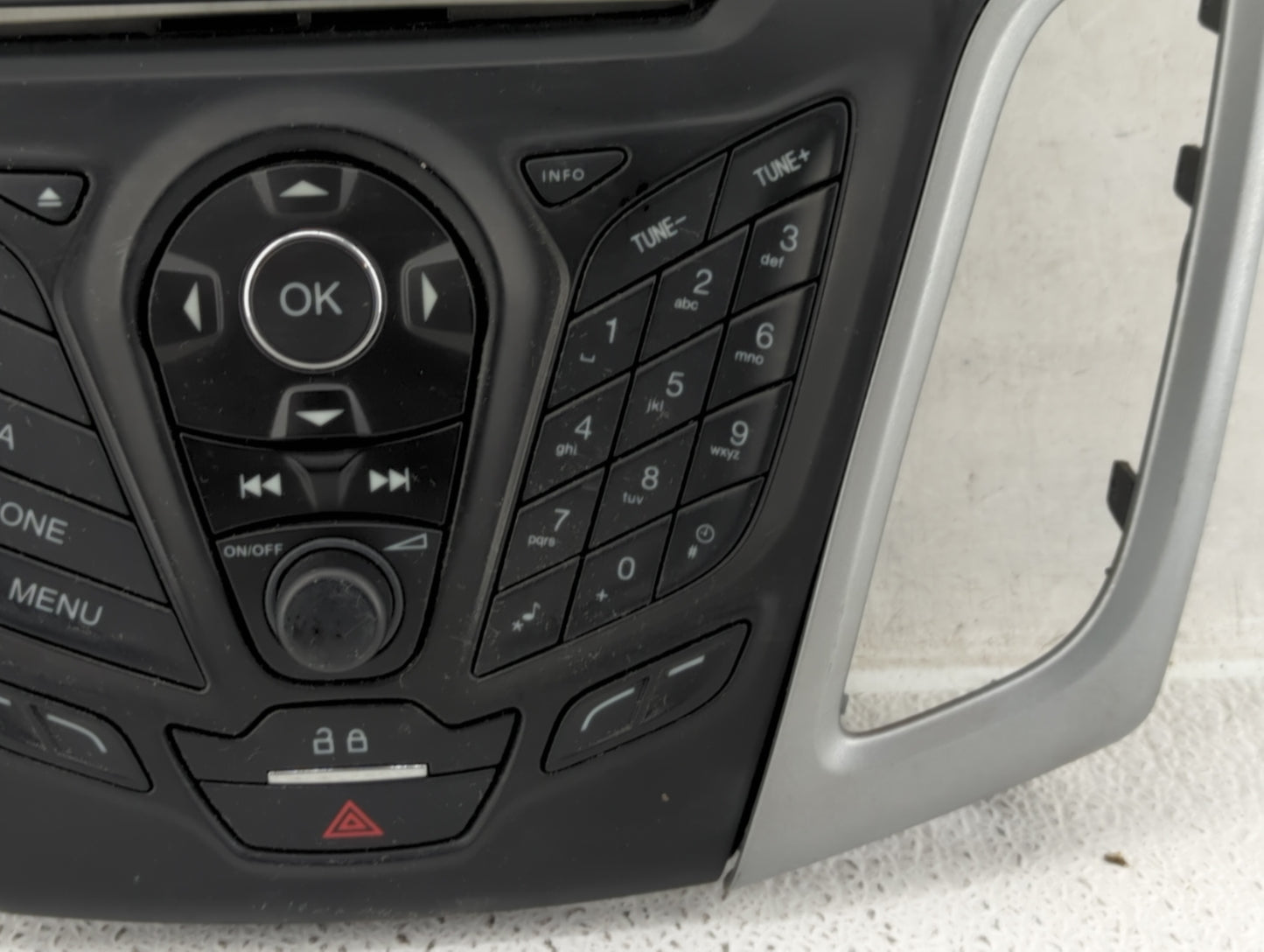Honda Odyssey Radio Control Panel - Oemusedautoparts1.com