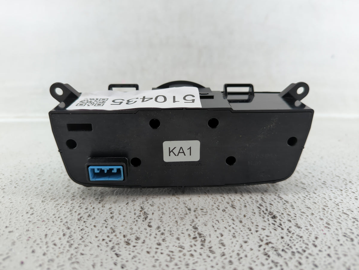 2014-2017 Honda Odyssey Radio AM FM Cd Player Receiver Replacement P/N:TK8-A110 Fits Fits 2014 2015 2016 2017 OEM Used Auto 