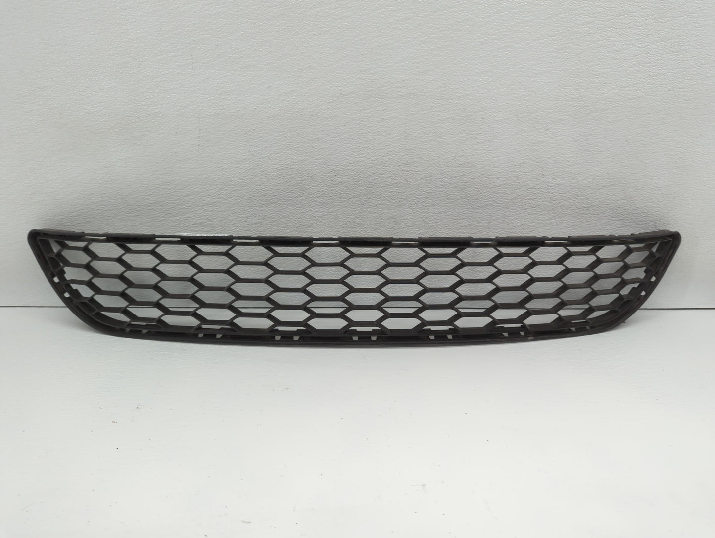 2014 Honda Odyssey Front Bumper Grille Cover - Oemusedautoparts1.com
