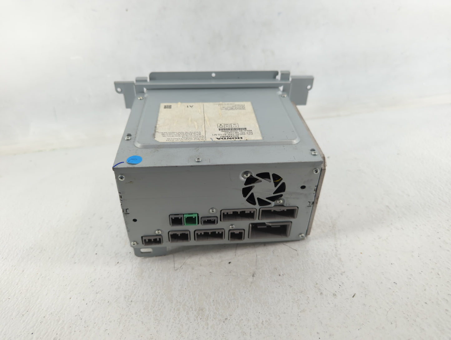 2014-2017 Honda Odyssey Am Fm Cd Player Radio Receiver - Oemusedautoparts1.com