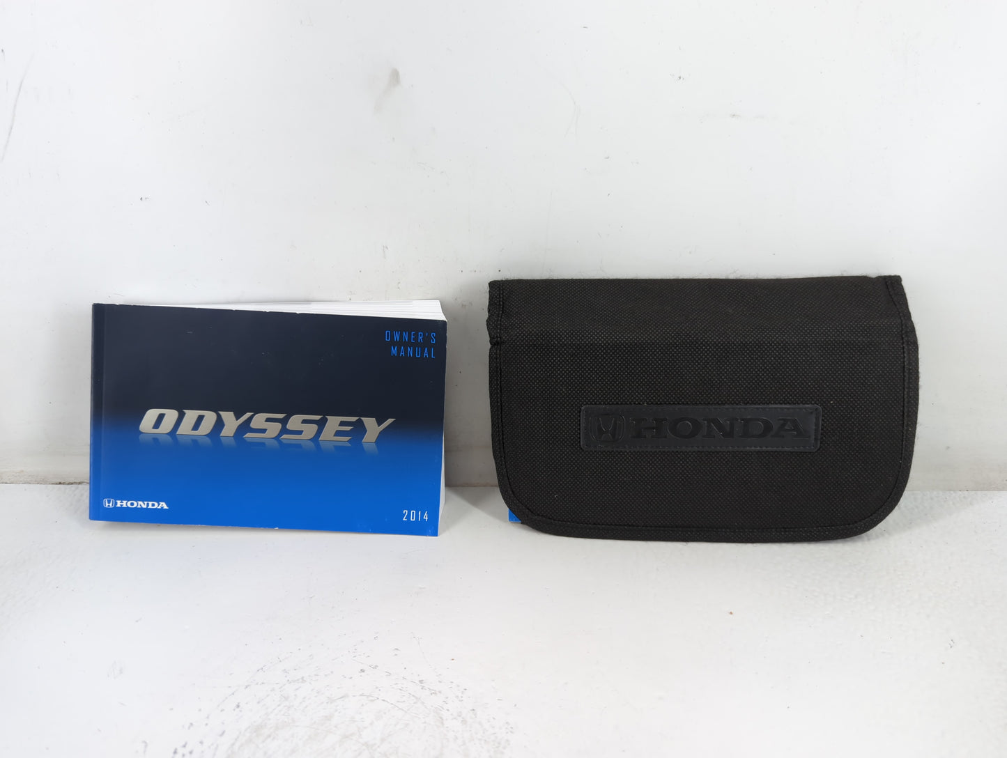 2014 Honda Odyssey Owners Manual Book Guide P/N:00X31-TK8-6310 31TK8631 OEM Used Auto Parts - Oemusedautoparts1.com