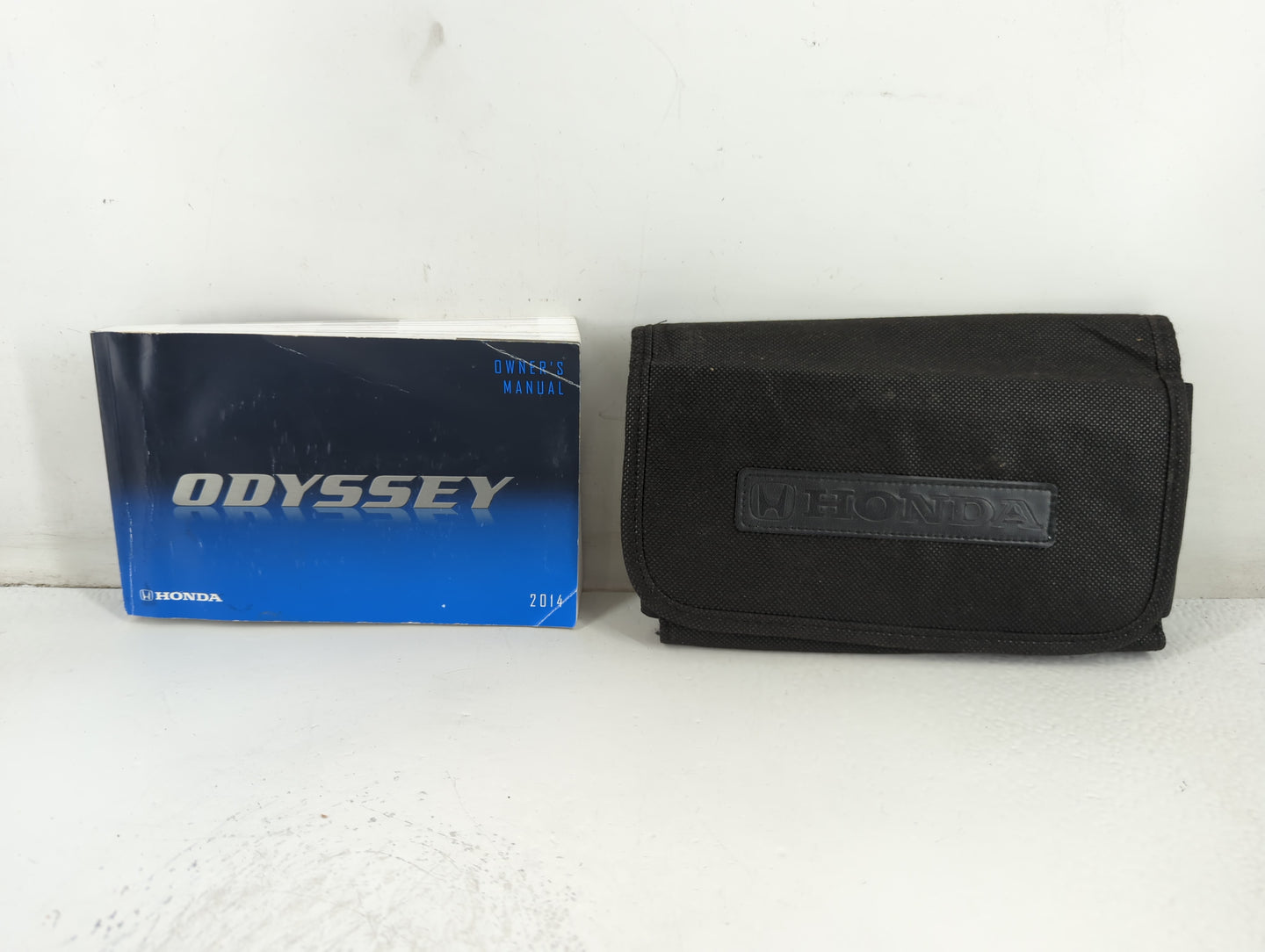 2014 Honda Odyssey Owners Manual Book Guide P/N:00X31-TK8-6310 31TK8631 OEM Used Auto Parts - Oemusedautoparts1.com