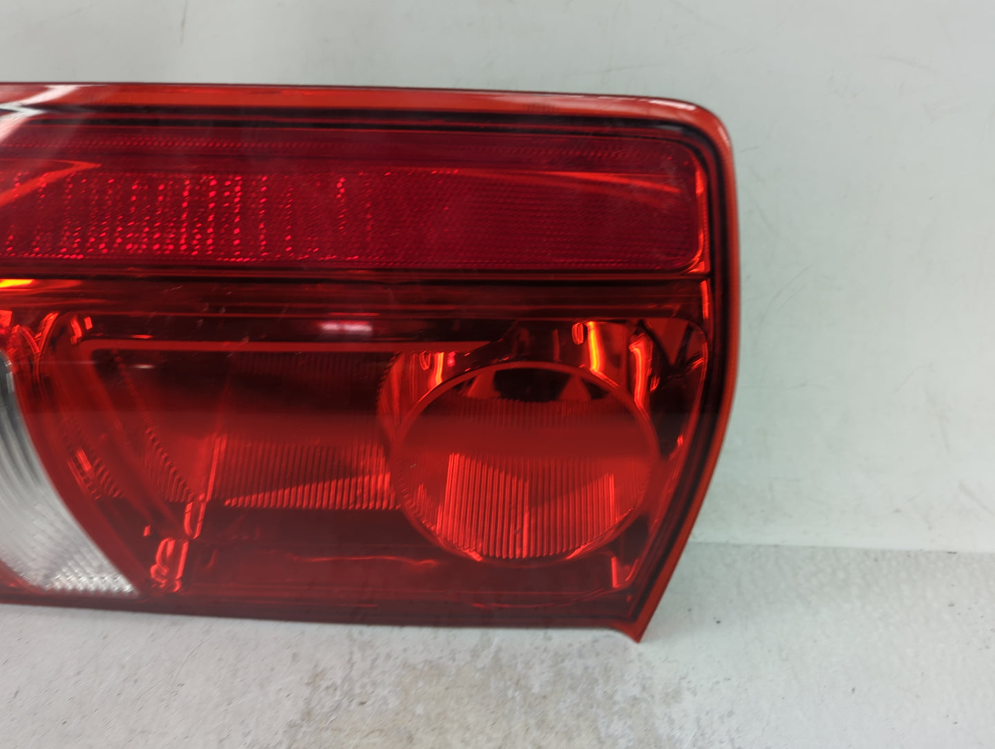 2009-2015 Honda Pilot Tail Light Assembly Driver Left OEM Fits Fits 2009 2010 2011 2012 2013 2014 2015 OEM Used Auto Parts -