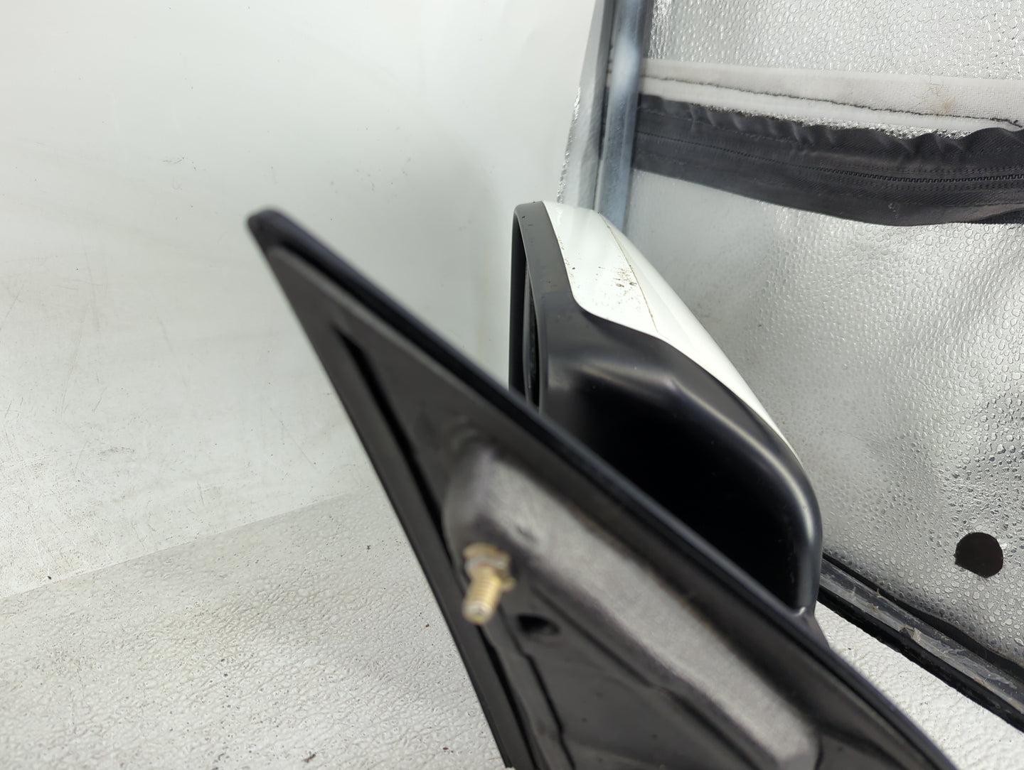 2009-2015 Honda Pilot Driver Side View Mirror - Left Door Mirror OEM Used - Oemusedautoparts1.com