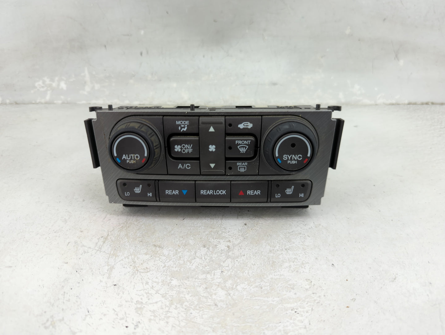 2012-2015 Honda Pilot Climate Control Module Temperature AC/Heater Replacement P/N:79600SZAA310M1 17912145840 Fits OEM Used 
