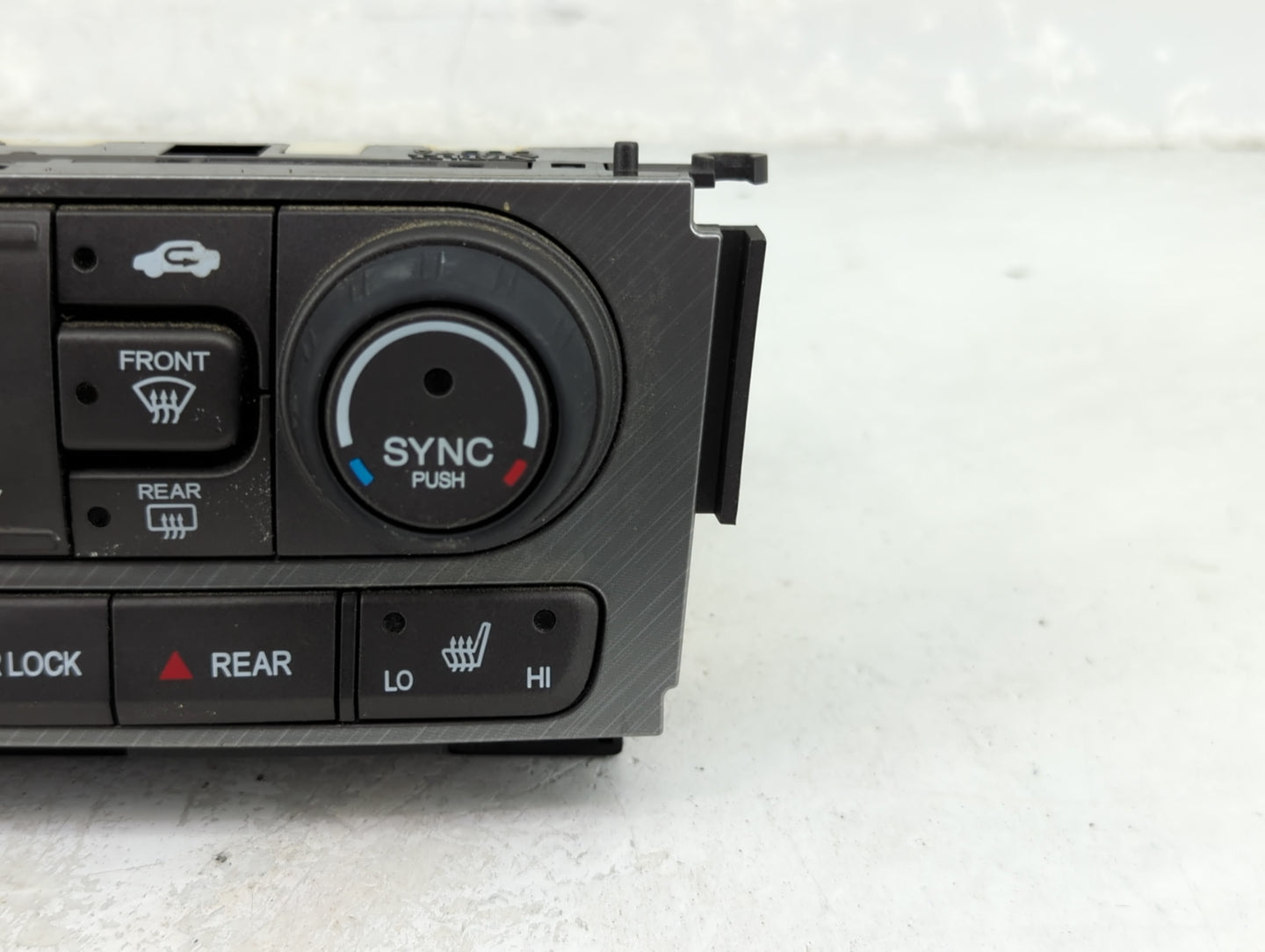 2012-2015 Honda Pilot Climate Control Module Temperature AC/Heater Replacement P/N:79600SZAA310M1 17912145840 Fits OEM Used 