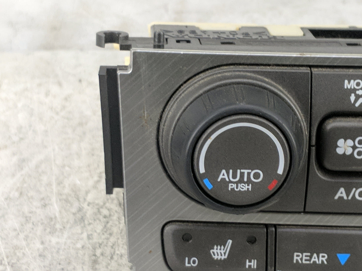2012-2015 Honda Pilot Climate Control Module Temperature AC/Heater Replacement P/N:79600SZAA310M1 32913102840 Fits OEM Used 