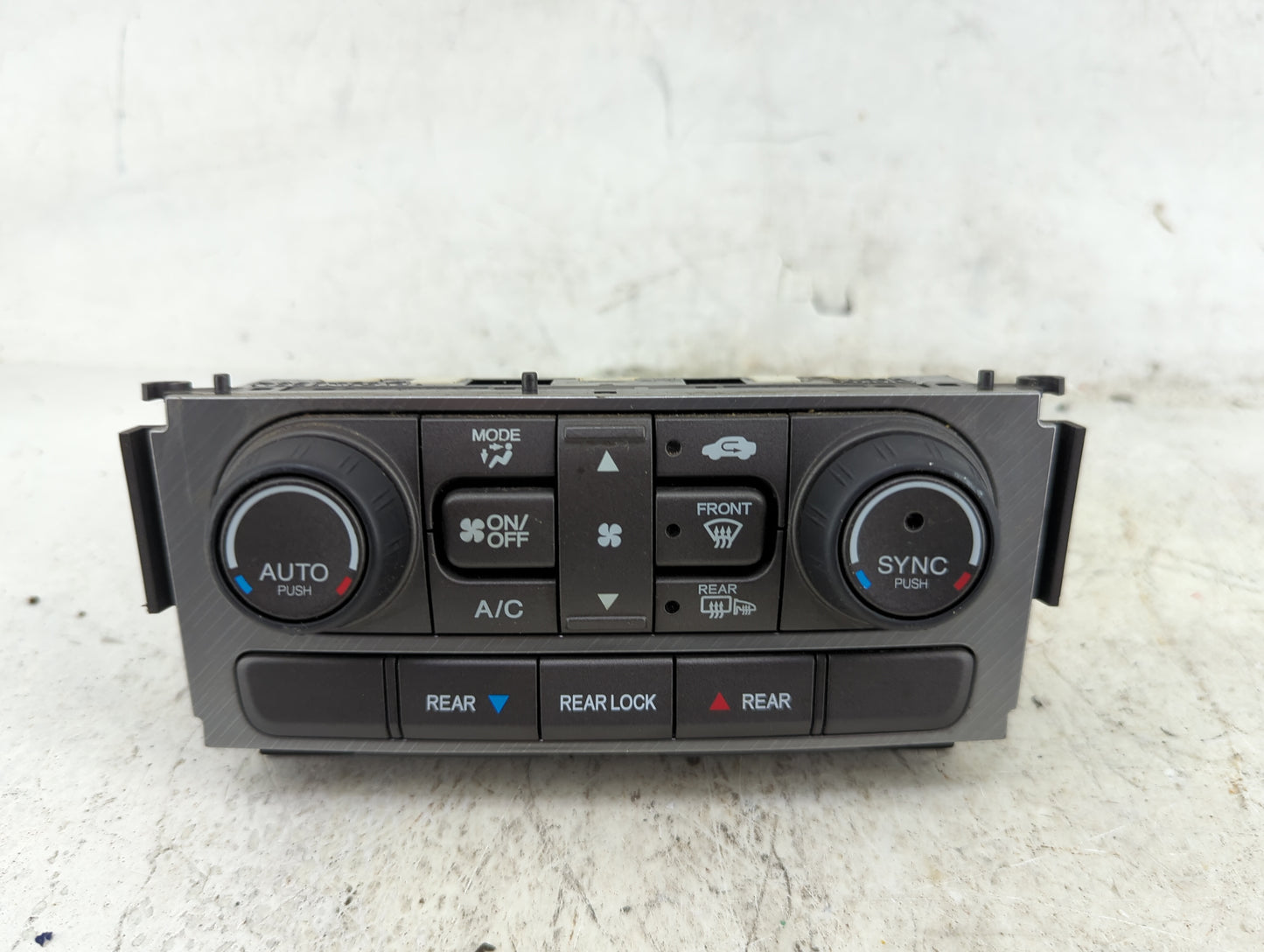 2013-2015 Honda Pilot Climate Control Module Temperature AC/Heater Replacement P/N:79600SZAA810M1 Fits Fits 2013 2014 2015 O
