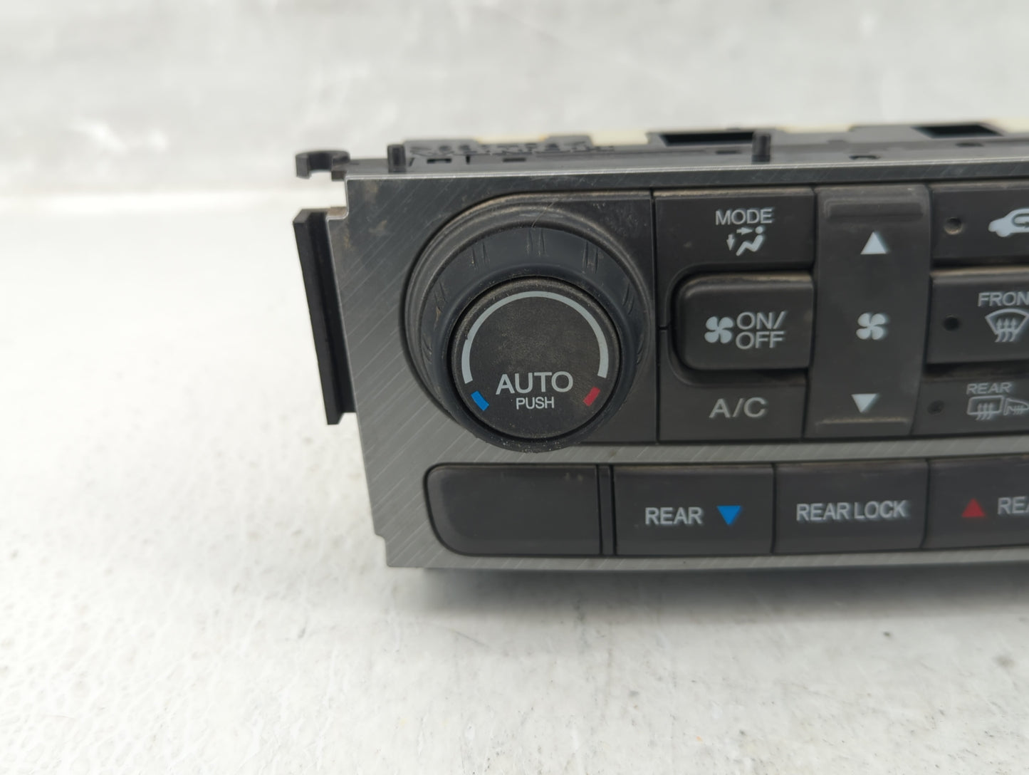 2013-2015 Honda Pilot Climate Control Module Temperature AC/Heater Replacement P/N:79600SZAA810M1 Fits Fits 2013 2014 2015 O