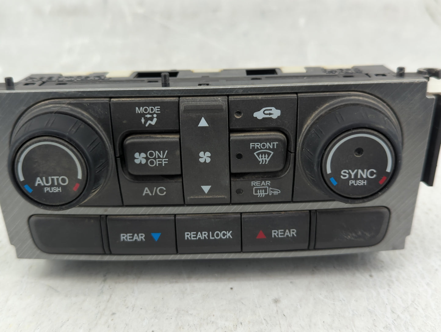 2013-2015 Honda Pilot Climate Control Module Temperature AC/Heater Replacement P/N:79600SZAA810M1 Fits Fits 2013 2014 2015 O