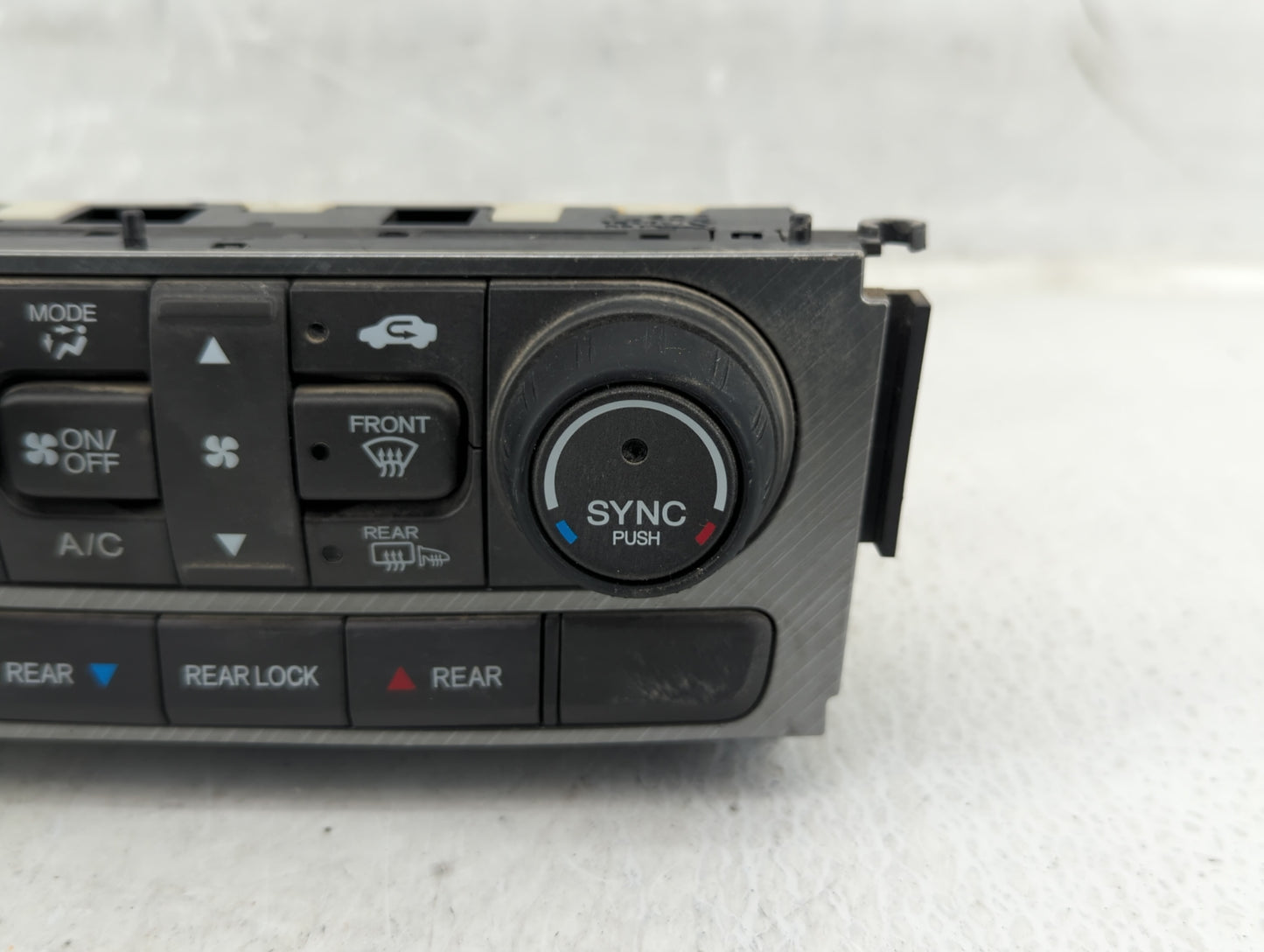2013-2015 Honda Pilot Climate Control Module Temperature AC/Heater Replacement P/N:79600SZAA810M1 Fits Fits 2013 2014 2015 O
