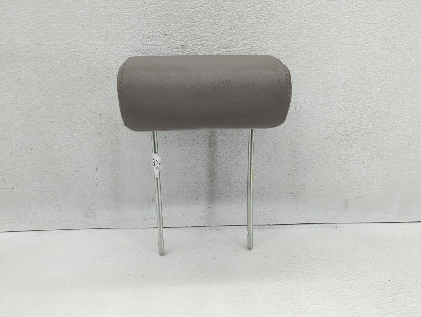 2013-2015 Honda Pilot Headrest Head Rest Rear Seat Fits Fits 2013 2014 2015 OEM Used Auto Parts - Oemusedautoparts1.com