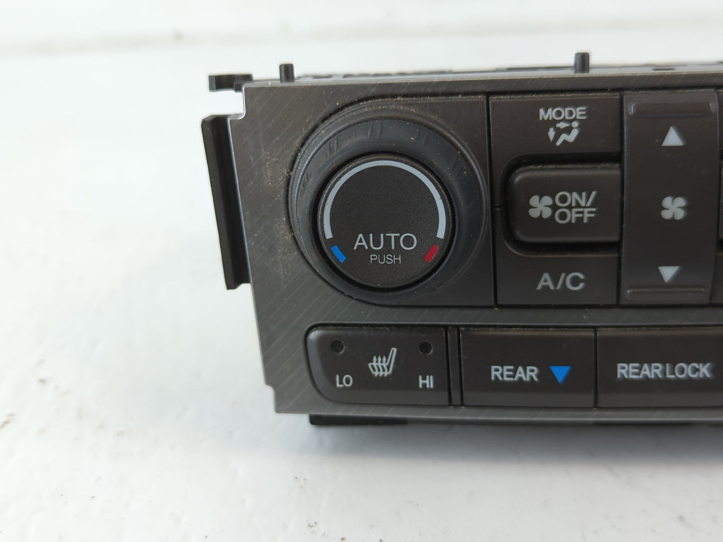 2012-2015 Honda Pilot Climate Control Module Temperature AC/Heater Replacement P/N:NH834L Fits Fits 2012 2013 2014 2015 OEM 