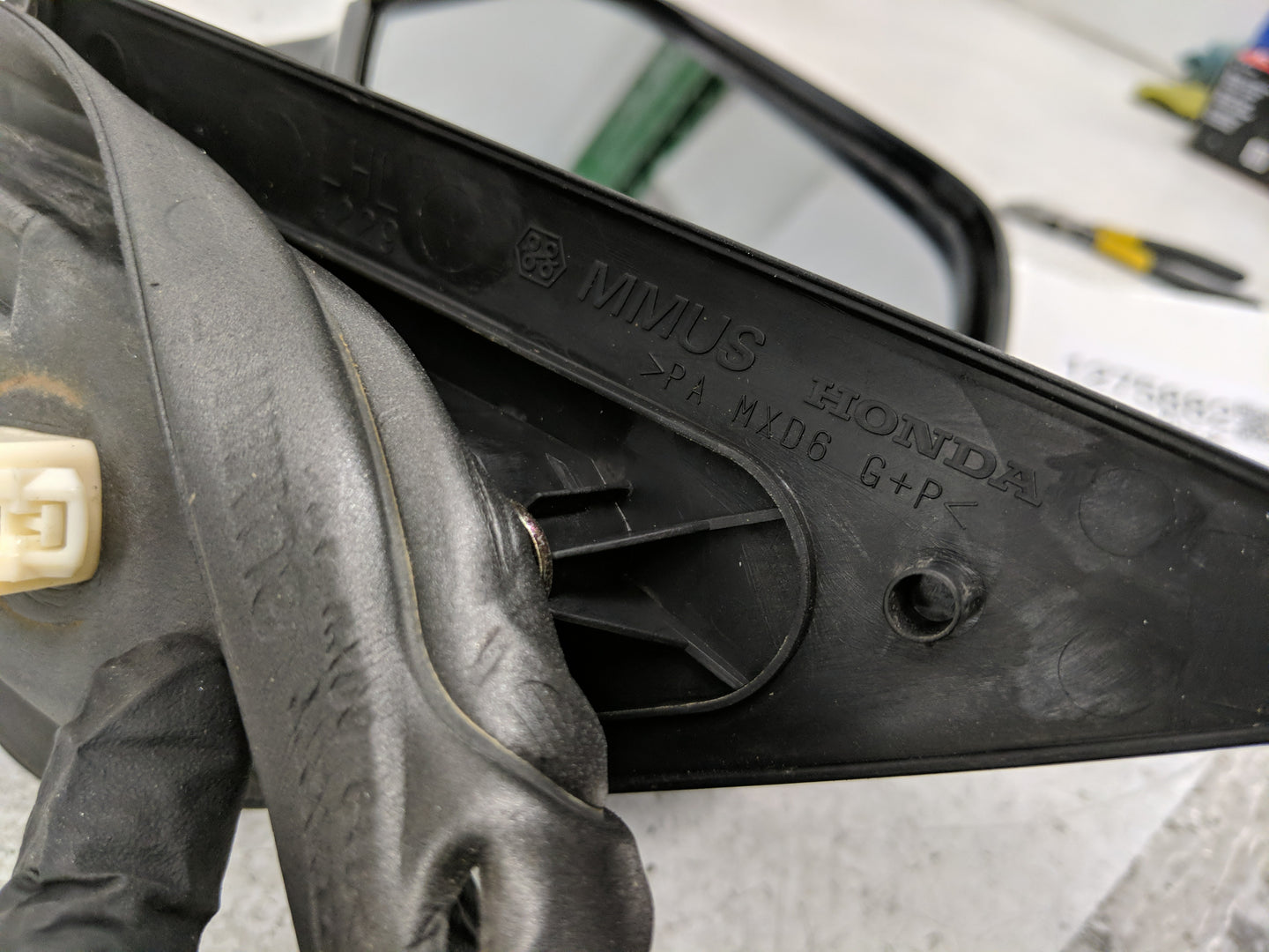 2006-2014 Honda Ridgeline Side Mirror Replacement Driver Left View Door Mirror Fits OEM Used Auto Parts - Oemusedautoparts1.