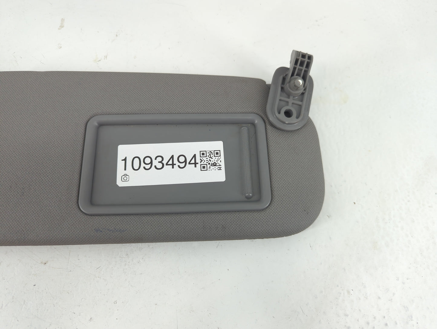 2014-2017 Hyundai Accent Sun Visor Shade Replacement Passenger Right Mirror Fits Fits 2014 2015 2016 2017 OEM Used Auto Part