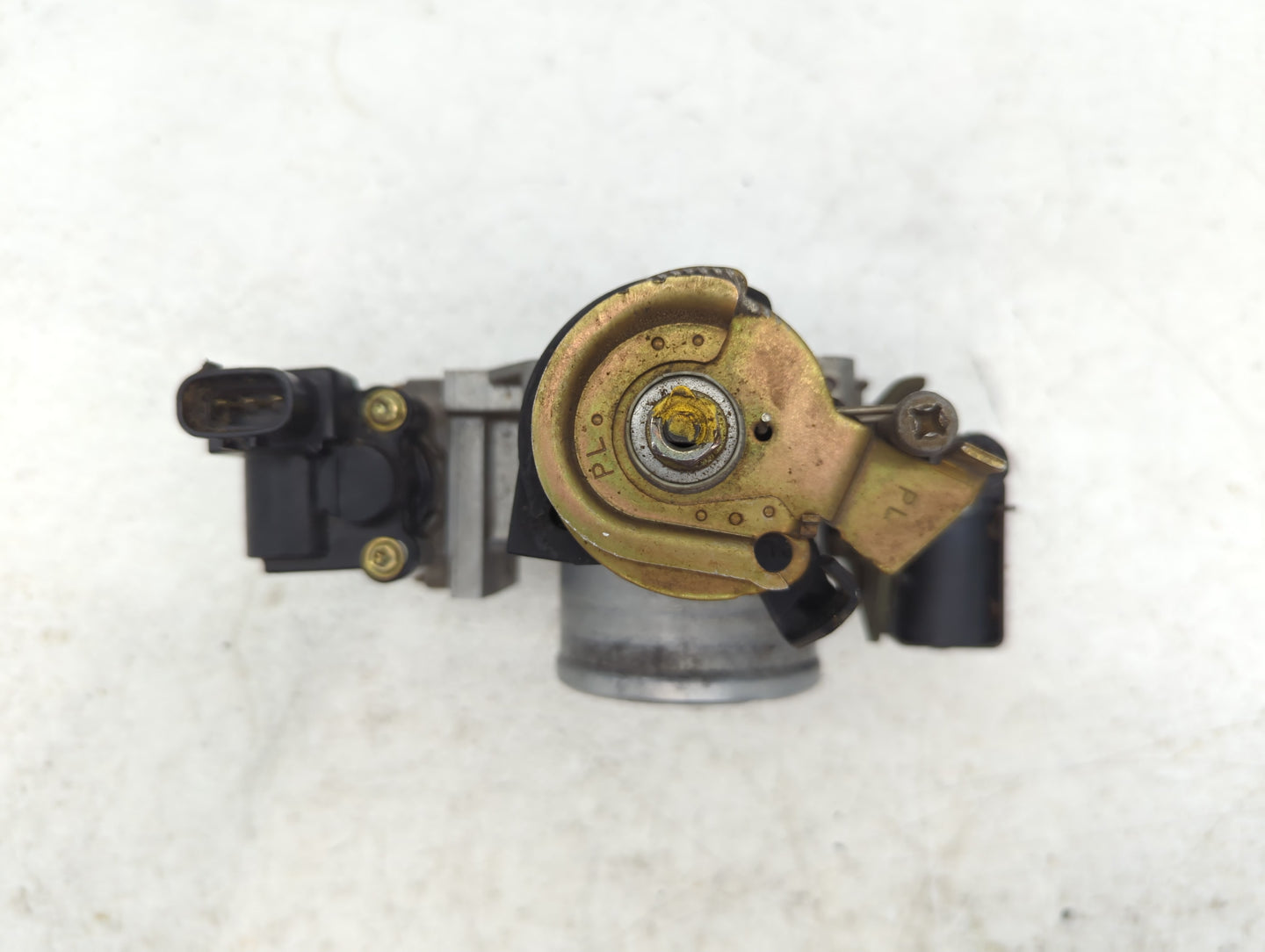 2012-2019 Hyundai Accent Throttle Body P/N:MX136200-2262 Fits Fits 2012 2013 2014 2015 2016 2017 2018 2019 OEM Used Auto Par