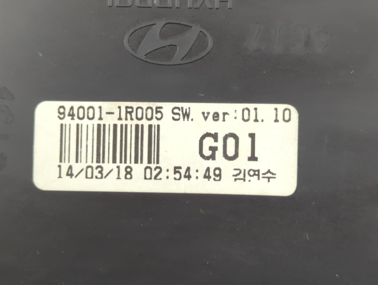 2013-2014 Hyundai Accent Instrument Cluster Speedometer Gauges P/N:94001-1R005 Fits Fits 2013 2014 OEM Used Auto Parts - Oem