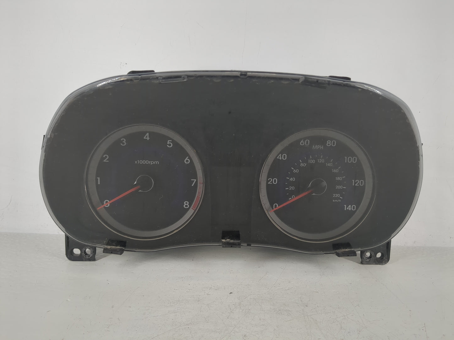 2013-2014 Hyundai Accent Instrument Cluster Speedometer Gauges P/N:94001-1R005 Fits Fits 2013 2014 OEM Used Auto Parts - Oem