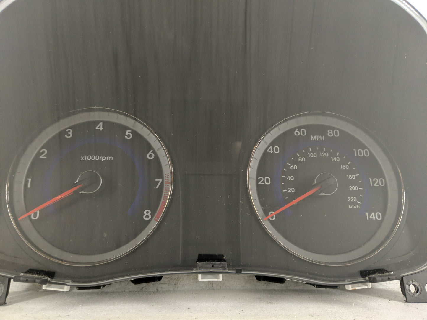 2013-2014 Hyundai Accent Instrument Cluster Speedometer Gauges P/N:94001-1R005 Fits Fits 2013 2014 OEM Used Auto Parts - Oem