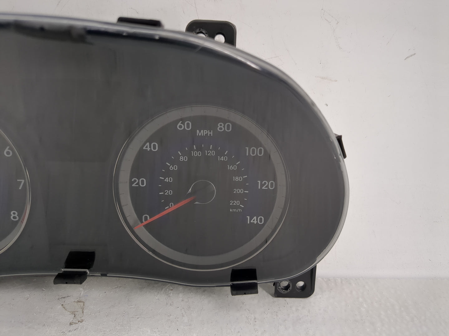 2013-2014 Hyundai Accent Instrument Cluster Speedometer Gauges P/N:94001-1R005 Fits Fits 2013 2014 OEM Used Auto Parts - Oem