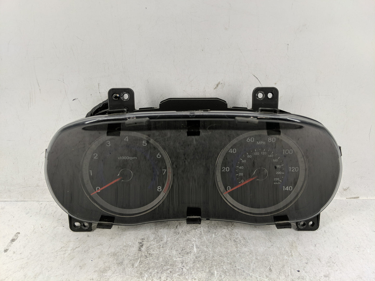 2013-2014 Hyundai Accent Instrument Cluster Speedometer Gauges P/N:94001-1R015 Fits Fits 2013 2014 OEM Used Auto Parts - Oem