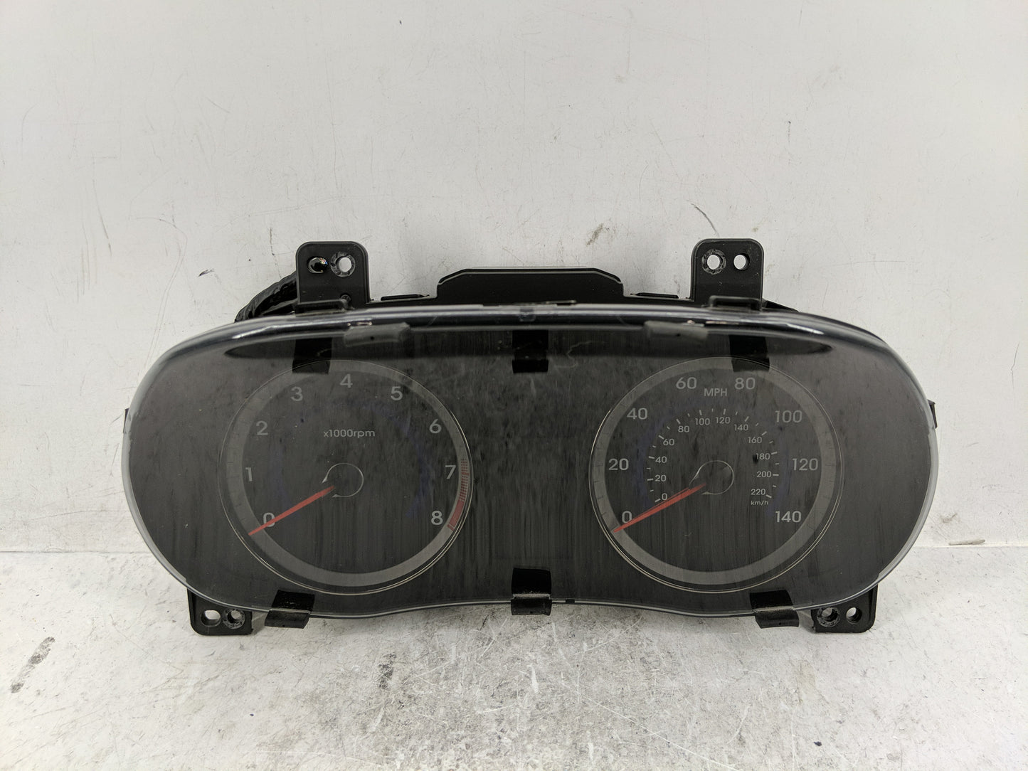 2013-2014 Hyundai Accent Instrument Cluster Speedometer Gauges P/N:94001-1R015 Fits Fits 2013 2014 OEM Used Auto Parts - Oem