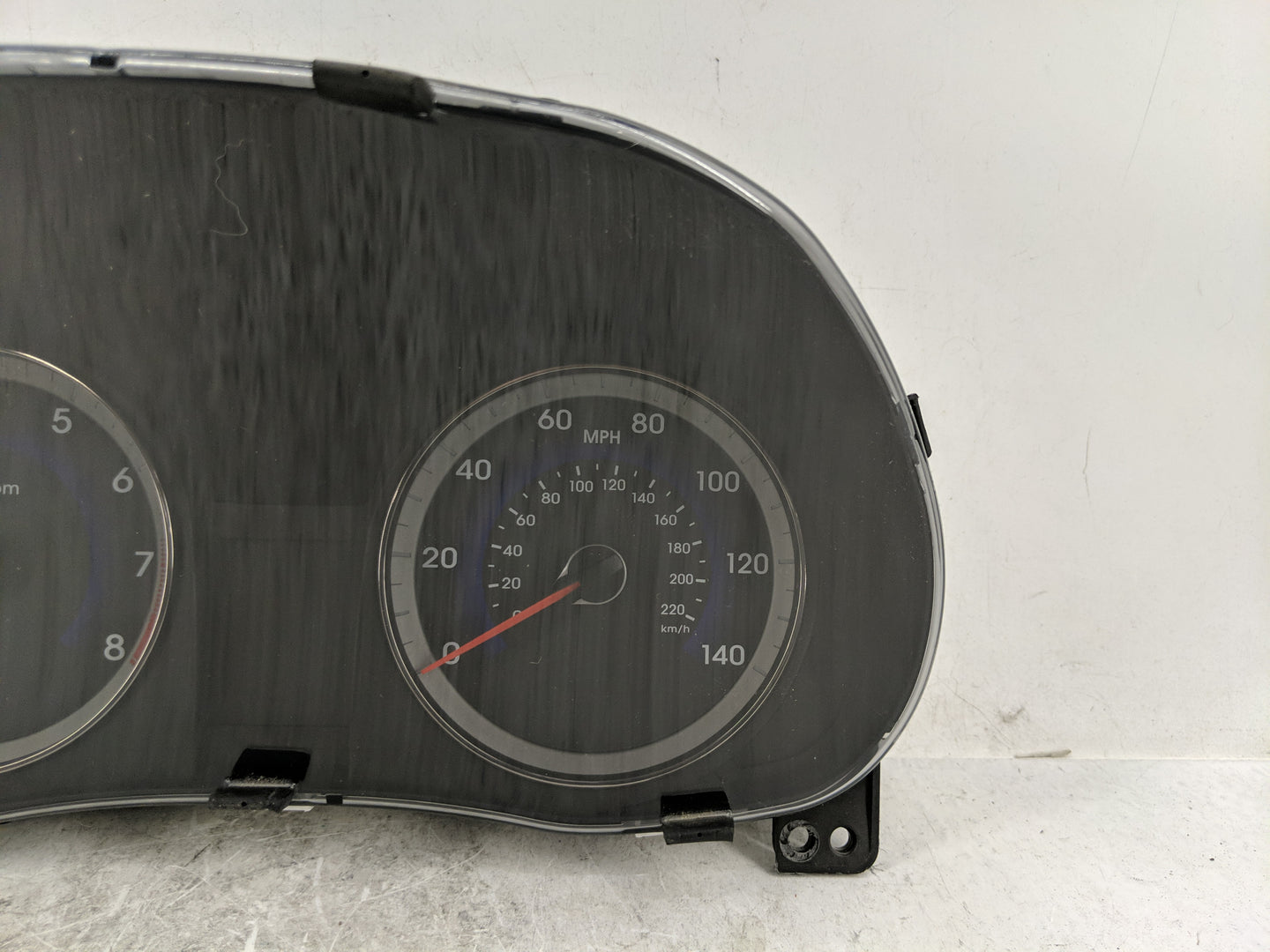 2013-2014 Hyundai Accent Instrument Cluster Speedometer Gauges P/N:94001-1R015 Fits Fits 2013 2014 OEM Used Auto Parts - Oem