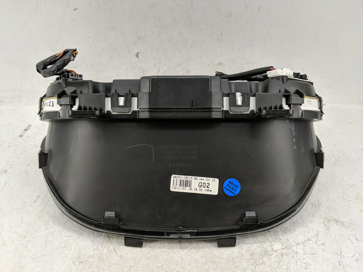 2013-2014 Hyundai Accent Instrument Cluster Speedometer Gauges P/N:94001-1R015 Fits Fits 2013 2014 OEM Used Auto Parts - Oem
