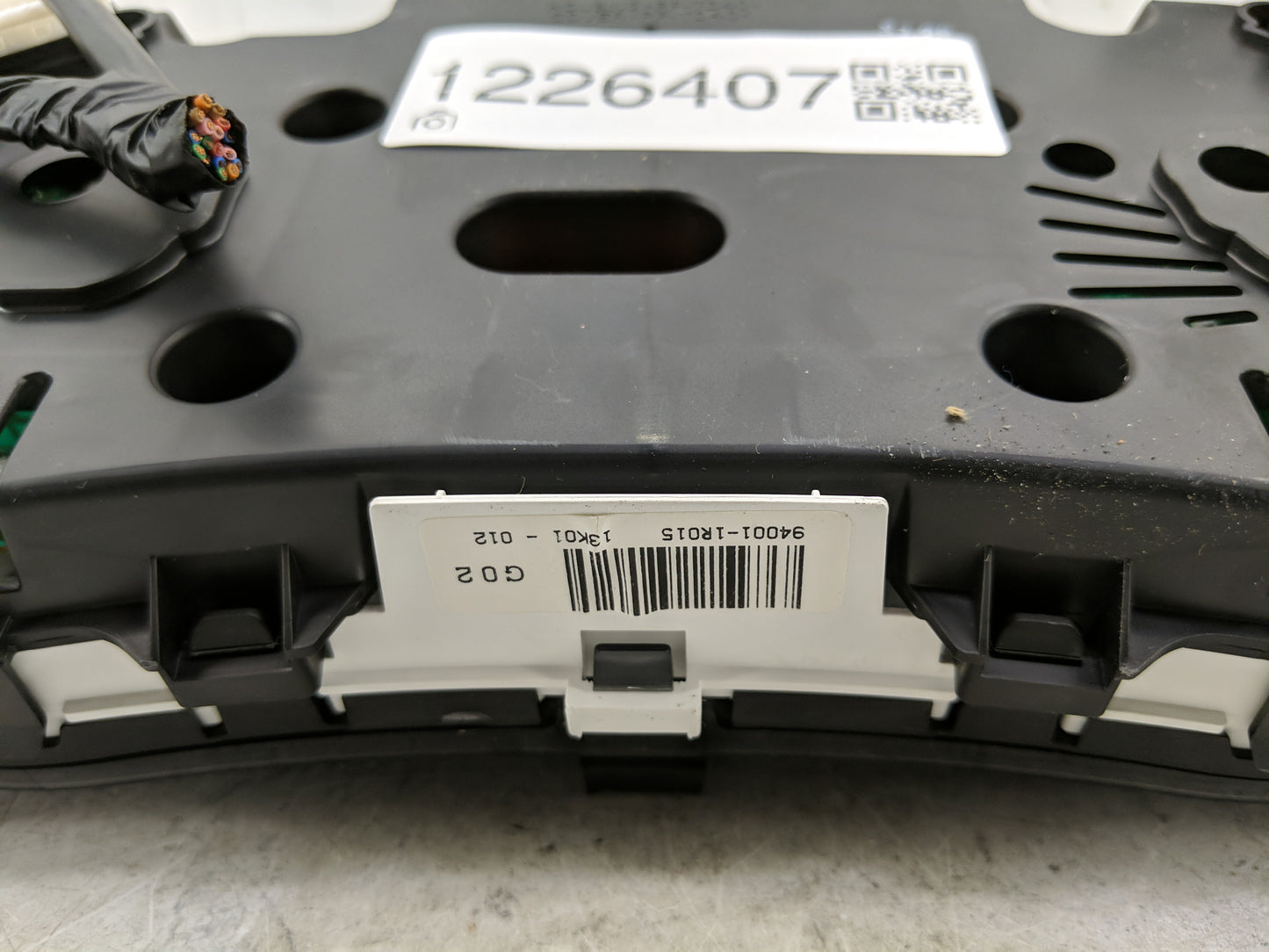 2013-2014 Hyundai Accent Instrument Cluster Speedometer Gauges P/N:94001-1R015 Fits Fits 2013 2014 OEM Used Auto Parts - Oem