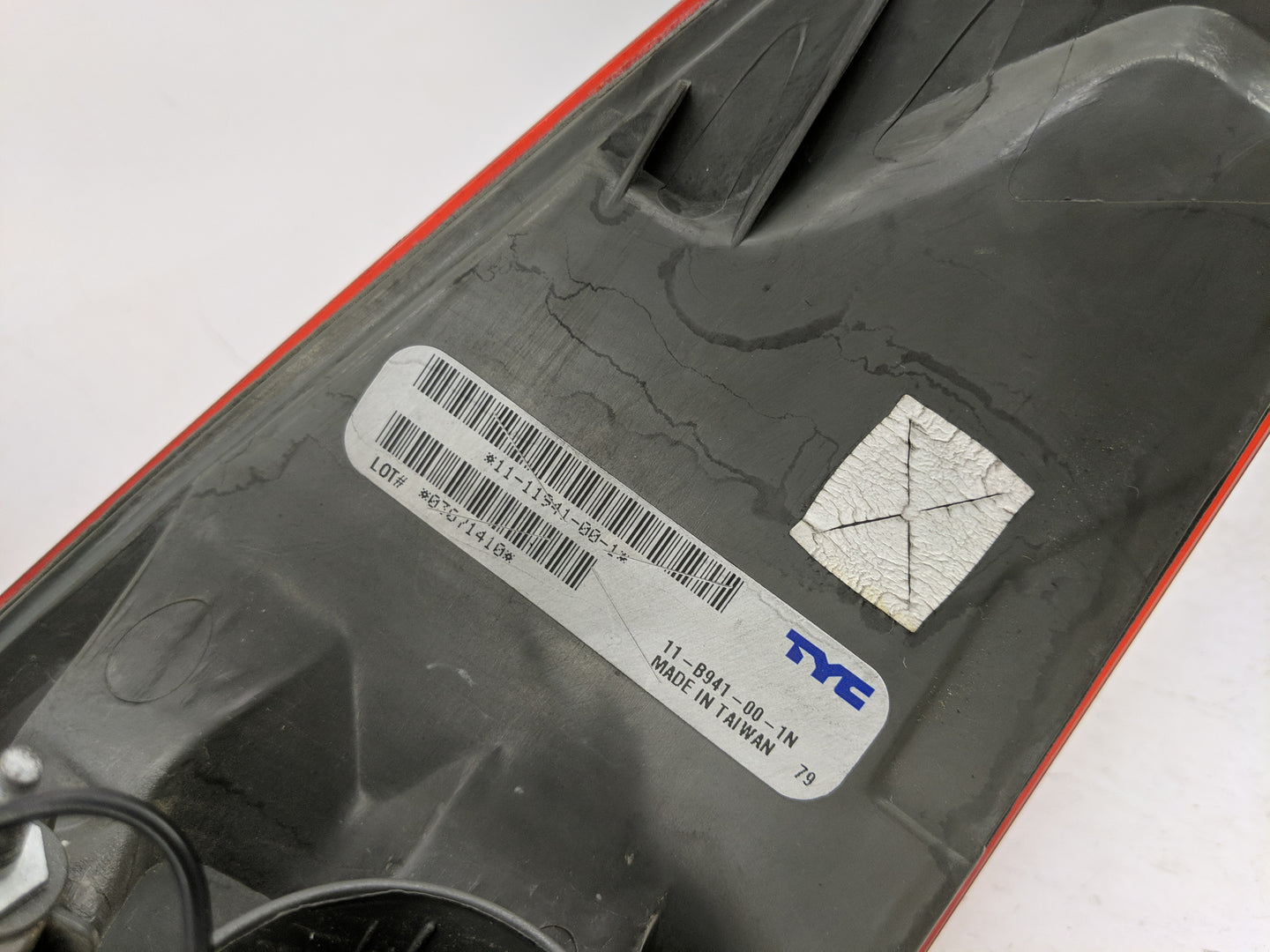 2014 Hyundai Accent Tail Light Assembly Passenger Right OEM Fits OEM Used Auto Parts - Oemusedautoparts1.com