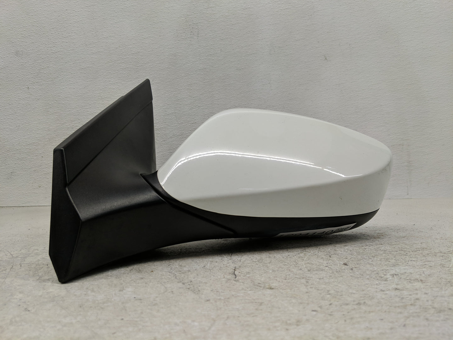 2014-2017 Hyundai Accent Driver Side View Mirror - Left Door Mirror OEM Used - Oemusedautoparts1.com