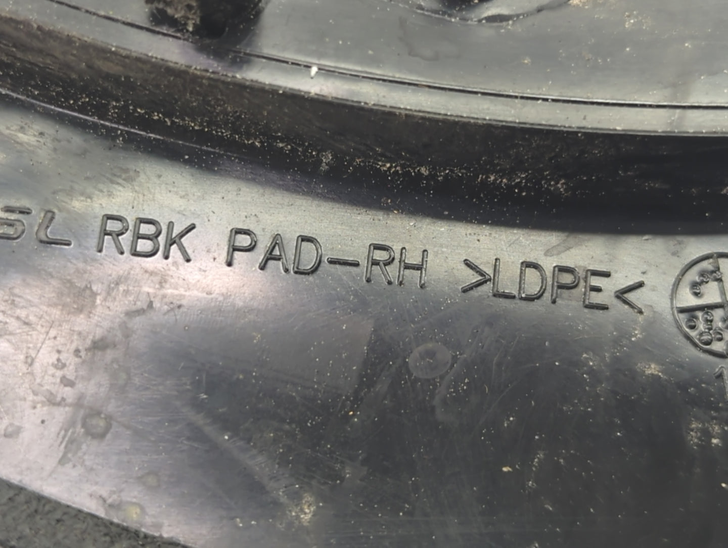 2014-2017 Hyundai Accent Passenger Side View Mirror - Right Door Mirror OEM Used - Oemusedautoparts1.com