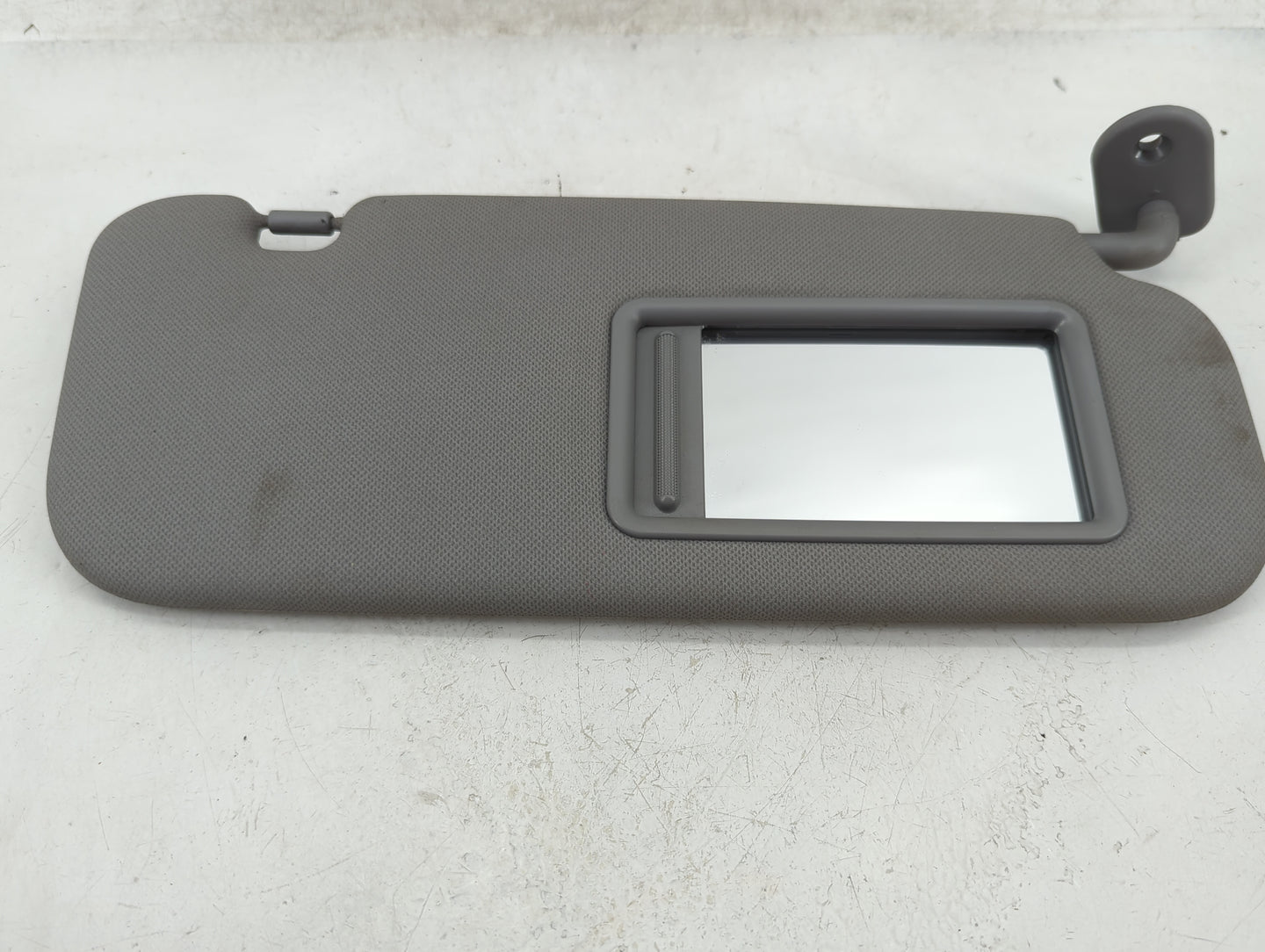 2014-2017 Hyundai Accent Sun Visor Shade Replacement Passenger Right Mirror Fits Fits 2014 2015 2016 2017 OEM Used Auto Part