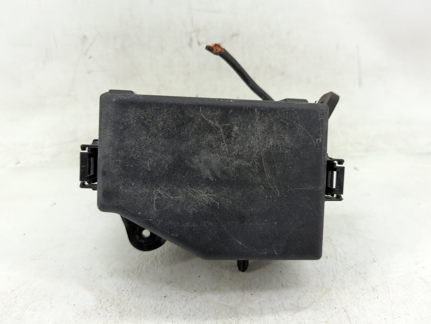 2013-2014 Hyundai Accent Fusebox Fuse Box Panel Relay Module P/N:912201R427 Fits Fits 2013 2014 OEM Used Auto Parts - Oemuse