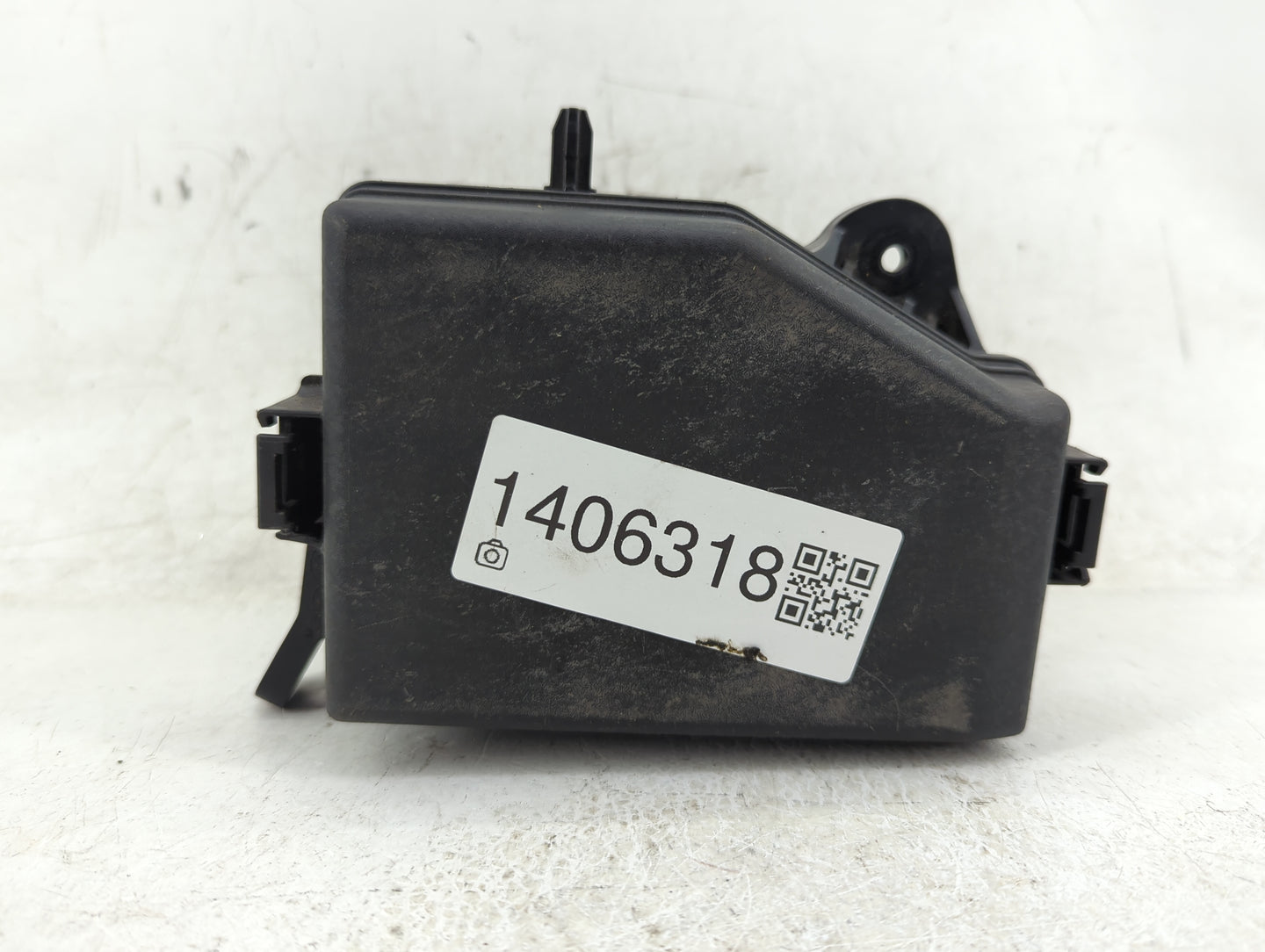 2013-2014 Hyundai Accent Fusebox Fuse Box Panel Relay Module P/N:91950-1R120 Fits Fits 2013 2014 OEM Used Auto Parts - Oemus