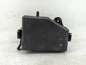 2013-2014 Hyundai Accent Fusebox Fuse Box Panel Relay Module P/N:912201R627 Fits Fits 2013 2014 OEM Used Auto Parts - Oemuse