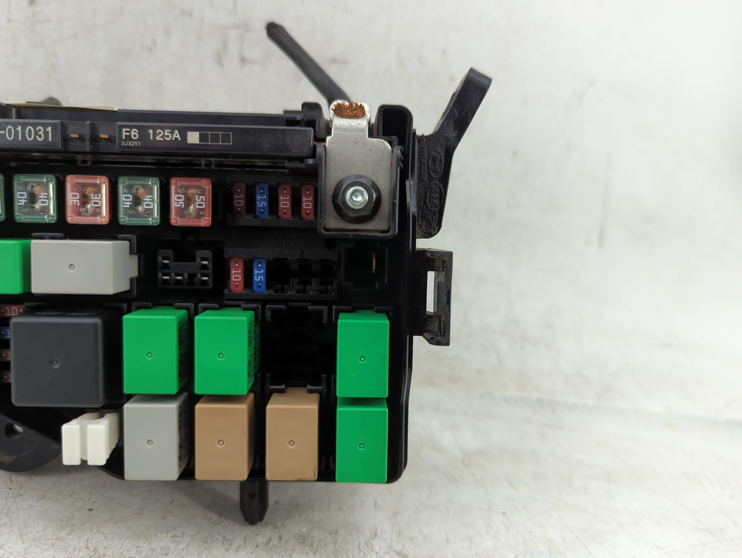2013-2014 Hyundai Accent Fusebox Fuse Box Panel Relay Module P/N:912201R627 Fits Fits 2013 2014 OEM Used Auto Parts - Oemuse