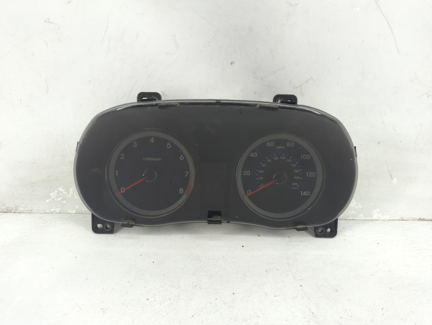 2013-2014 Hyundai Accent Instrument Cluster Speedometer Gauges P/N:94001-1R005 Fits Fits 2013 2014 OEM Used Auto Parts - Oem