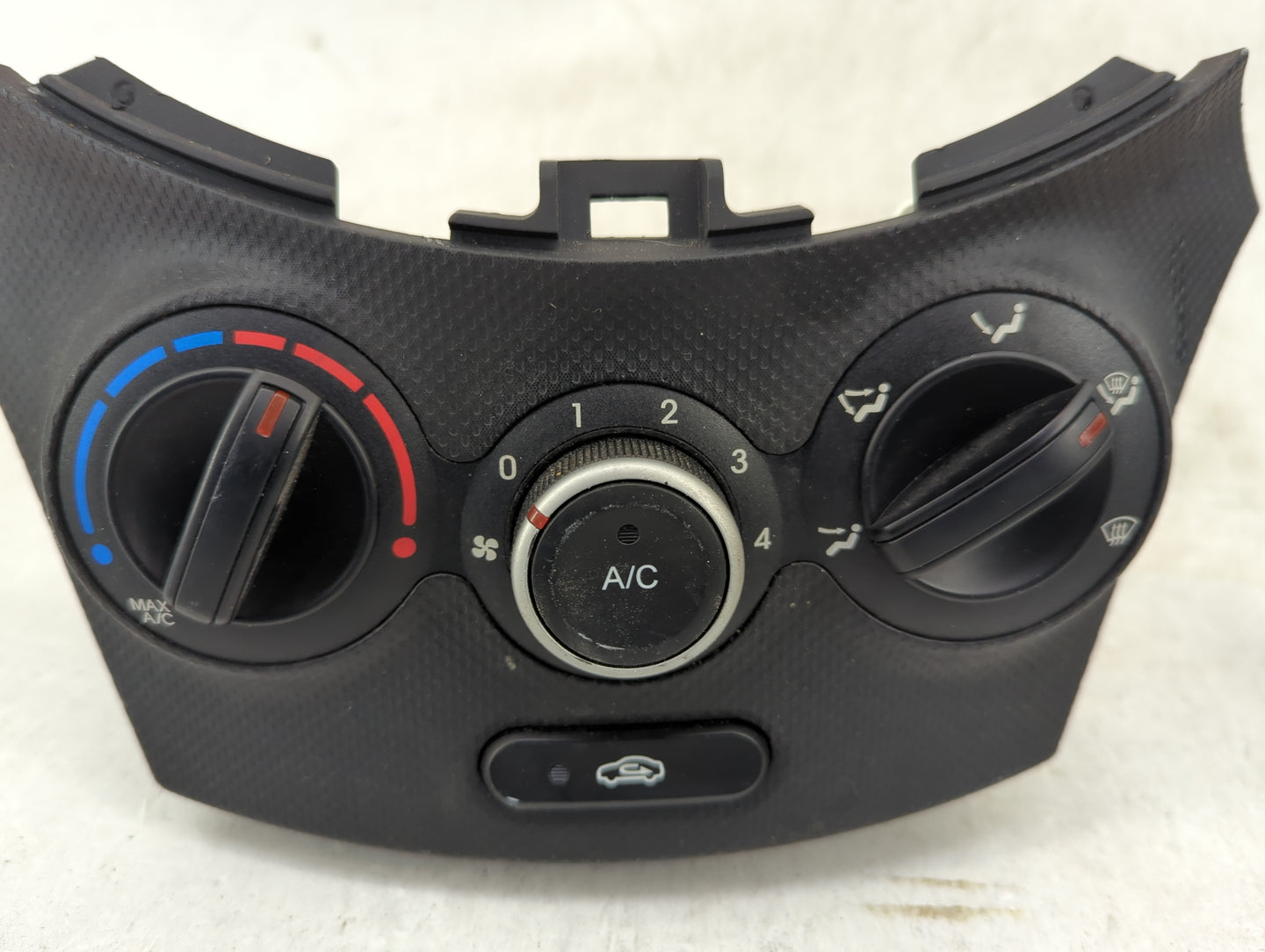 2012-2014 Hyundai Accent Climate Control Module Temperature AC/Heater Replacement P/N:97250-1RBL0 972501RBL0 Fits OEM Used A