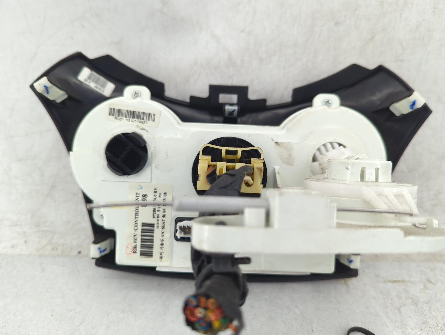 2012-2014 Hyundai Accent Climate Control Module Temperature AC/Heater Replacement P/N:97250-1RBL0 972501RBL0 Fits OEM Used A