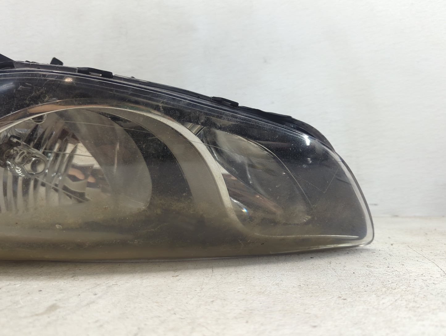 2012-2014 Hyundai Accent Driver Left Oem Head Light Headlight Lamp - Oemusedautoparts1.com