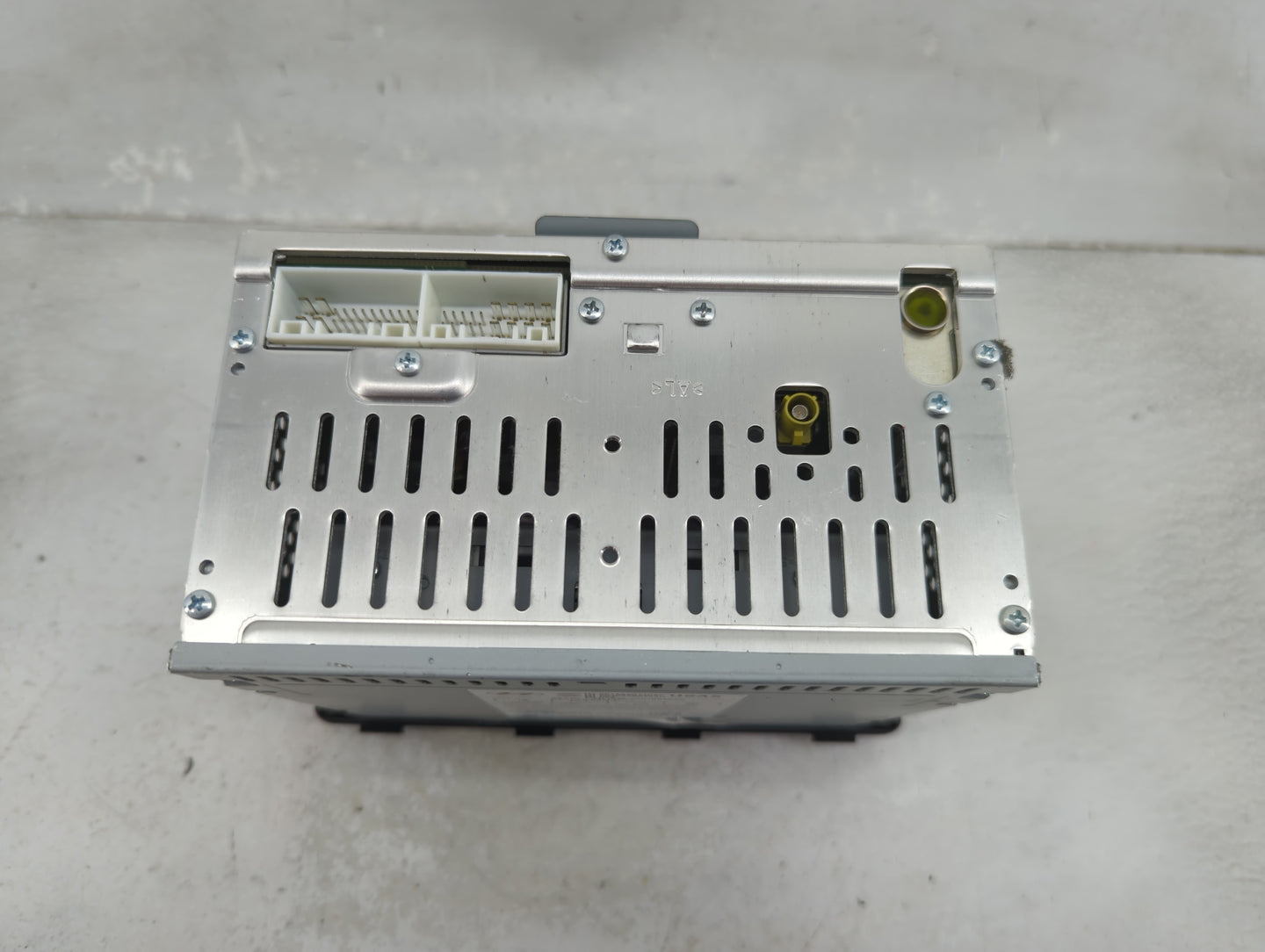 2014 Hyundai Accent Radio AM FM Cd Player Receiver Replacement P/N:961701R1104X AC180SBAN,P, TQ8-AC1B0SBAN Fits OEM Used Aut