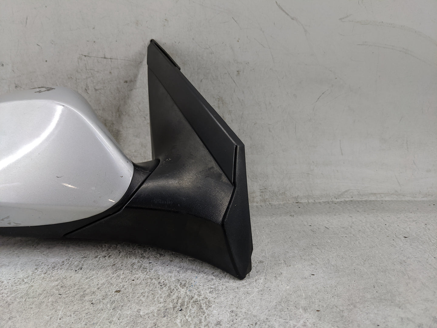 2014-2017 Hyundai Accent Driver Side View Mirror - Left Door Mirror OEM Used - Oemusedautoparts1.com
