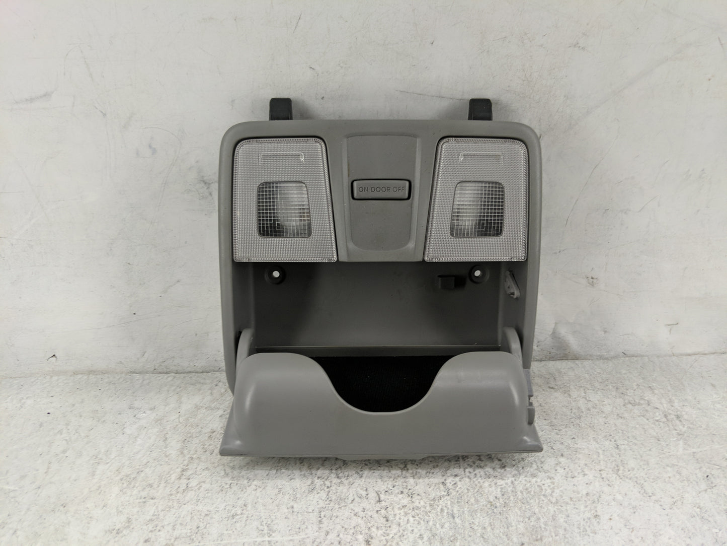 2012-2017 Hyundai Accent Overhead Roof Console Gray - Oemusedautoparts1.com