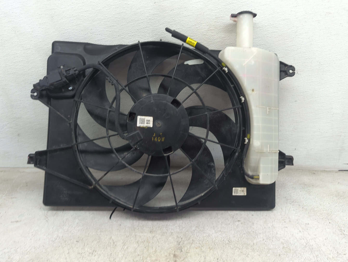 2012-2014 Hyundai Accent Electric Radiator Cooling Fan Motor Assembly P/N:25380-1R050 25380 1R050 Fits Fits 2012 2013 2014 O