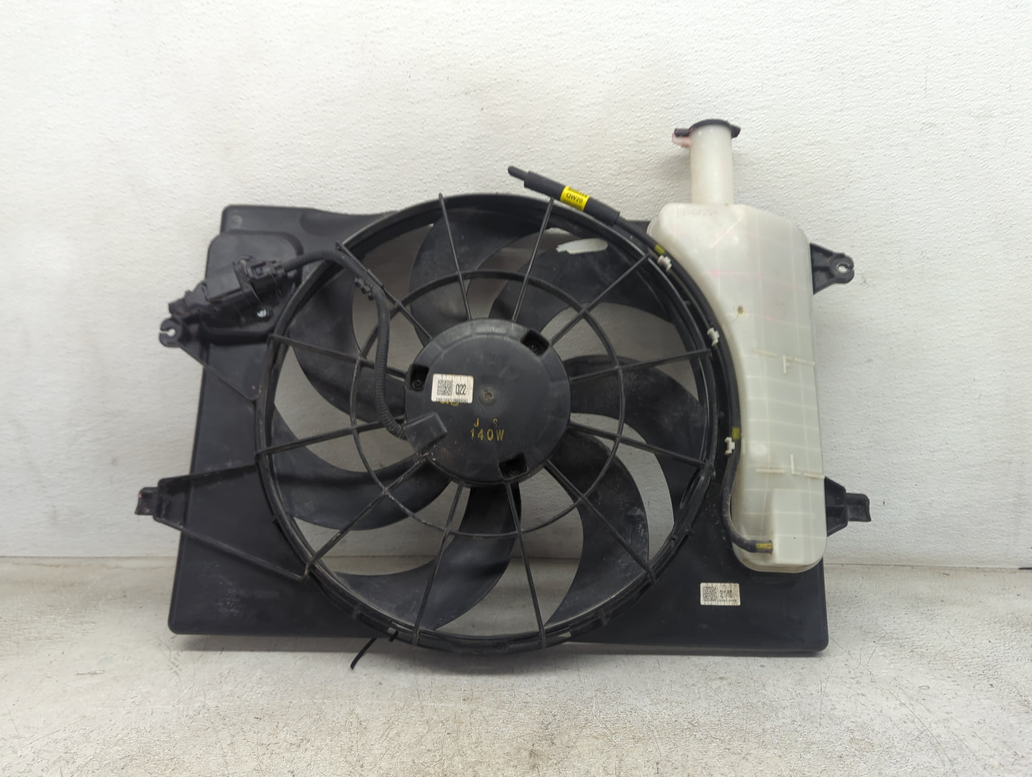 2012-2014 Hyundai Accent Electric Radiator Cooling Fan Motor Assembly P/N:25380-1R050 25380 1R050 Fits Fits 2012 2013 2014 O